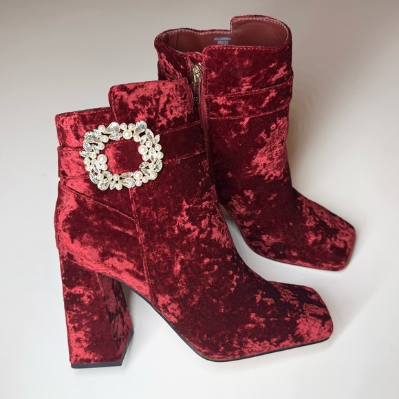 Jessica Simpson Luminna Velvet Embellished Buckle Booties Size-8 M - Picture 4 of 10